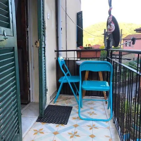 Acciuga House * Biassa