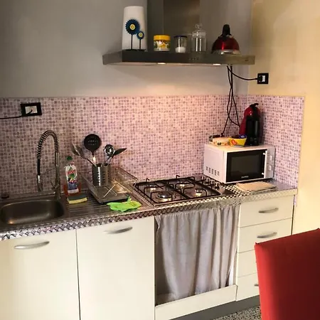 Acciuga House Biassa