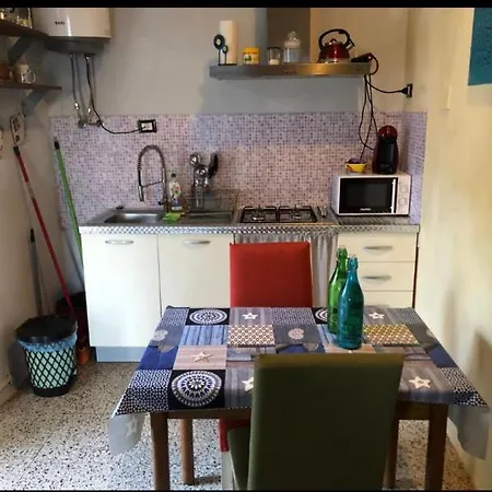Acciuga House Appartement Biassa